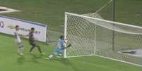 Gol aconteceu no &uacute;ltimo minuto de jogo - Foto: Reprodu&ccedil;&atilde;o / Jogada10