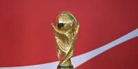 Taça da Copa do Mundo   Foto: Ton Molina/Getty Images / Esporte News Mundo