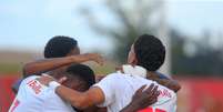 Jogadores do time sub-20 do Red Bull Bragantino. Foto: Fernando Roberto/Red Bull Bragantino / Esporte News Mundo