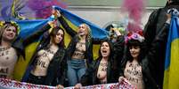 Russas do Pussy Riot e ucranianas do Femen se uniram em protesto contra Moscou na Bienal Foto: ANSA / Ansa - Brasil