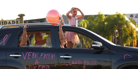 Menina de cinco anos em tratamento contra c&acirc;ncer celebra libera&ccedil;&atilde;o para ir &agrave; praia  Foto: Reprodu&ccedil;&atilde;o/Instagram @clarafaust_oficial