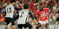 Corinthians empata no &uacute;ltimo minuto contra o Santa Fe, na Col&ocirc;mbia - Foto: Divulga&ccedil;&atilde;o / Conmebol / Jogada10