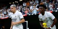 Valverde e Tchouam&eacute;ni em jogo do Real Madrid Foto: Rico Brouwer/Soccrates/Getty Images