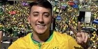 Quem &eacute; Luan Lennon? Influencer que dizia &lsquo;combater a desordem no RJ&rsquo; foi preso ap&oacute;s forjar crime para gravar v&iacute;deo.  Foto: Reprodu&ccedil;&atilde;o, Instagram / Purepeople