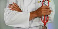 Médico  Foto: Unsplash/Online Marketing / Xataka