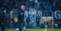 Gr&ecirc;mio perde em casa para o Flamengo e cai para o Z4. Mas sua diferen&ccedil;a para o 7&ordm; &eacute; de apenas tr&ecirc;s pontos  Foto: Lucas uebel / Jogada10