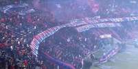 Hostilidades da torcida do Medellín ocasionaram cancelamento da partida contra o Flamengo - Foto: Reprodução / Jogada10