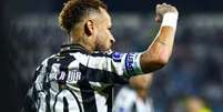 Jogo contra o Coritiba &eacute; crucial para Santos e Neymar &ndash;  Foto: Raul Baretta/ Santos FC. / Jogada10
