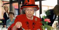 A Rainha Elizabeth amava essa sobremesa de 5 ingredientes: ela leva biscoito, iogurte grego e virou tendência nas redes sociais  Foto: Purepeople