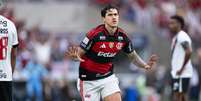 Pedro (Flamengo) celebrando seu gol contra o Vasco, no dia 03.05.2026. Foto: Associated Press / Alamy