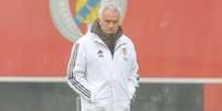 Mourinho despistou sobre uma possível proposta do Real Madrid – Divulgação Benfica  Foto: Jogada10