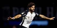 Jogadores do Corinthians comemoram gol no triunfo sobre o Barra-SC - Foto: Rodrigo Coca/Ag&ecirc;ncia Corinthians / Jogada10