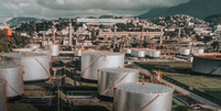 Grupo Refit &eacute; uma refinaria de petr&oacute;leo localizada no Rio de Janeiro  Foto: Reprodu&ccedil;&atilde;o/Instagram @refit.refinaria