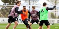 Foto: Divulga&ccedil;&atilde;o - Legenda: Jogadores do Real Madrid durante treinamento da equipe / Jogada10