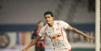 Lucas Barbosa, jogador do Red Bull Bragantino. Foto: Ai Ferreira/Red Bull Bragantino. / Esporte News Mundo