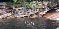 Homem morre afogado após salvar a esposa na Cachoeira do Escorregador, em MG  Foto: Divulgação/CBMMG