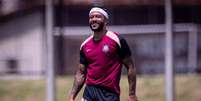 Memphis Depay durante treino do Corinthians  Foto: Rodrigo Coca/Corinthians