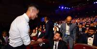 Cristiano Ronaldo e Messi em premia&ccedil;&atilde;o da Uefa  Foto: Valerio Pennicino - UEFA/UEFA via Getty Images