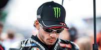 Marco Bezzecchi, l&iacute;der da MotoGP 2026, refor&ccedil;a v&iacute;nculo entre Aprilia e Monster Energy, nova patrocinadora principal da equipe italiana. Foto: Aprilia / Reprodu&ccedil;&atilde;o