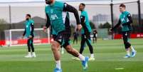 Mohamed Salah durante atividade no CT do Liverpool - Foto: Jan Kruger/Getty Images / Jogada10