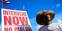 Exilados cubanos nos Estados Unidos esperam a derrubada do governo de Havana  Foto: Getty Images / BBC News Brasil