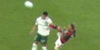 ‘Assumiu o risco’: ouça o áudio do VAR sobre expulsão de Carrascal em Flamengo e Palmeiras  Foto: Reprodução/CBF