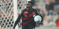 Kevin Viveros &eacute; o artilheiro do Brasileir&atilde;o  Foto: Jogada10