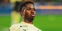 Ansu Fati em a&ccedil;&atilde;o pelo Monaco na temporada 2025/26 - Foto: Divulga&ccedil;&atilde;o / Monaco / Jogada10