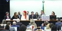 Fim da 6x1: Oposi&ccedil;&atilde;o pede mais tempo de an&aacute;lise de PEC que reduz jornada; vota&ccedil;&atilde;o fica para quarta  Foto: Vinicius Loures/C&acirc;mara dos Deputados