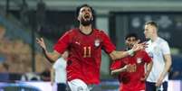 Ziko e Marmoush celebram gol da vitória em amistoso - Foto: Divulgação / EFA / Jogada10