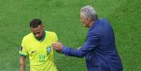 Neymar deixa campo na Copa do Mundo em 2022   Foto: Lucas Figueiredo/CBF