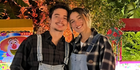 Nem Gazelle, nem Samba: estes t&ecirc;nis Converse na cor 'camisa xadrez de Festa Junina' s&atilde;o perfeitos para baixinhas usarem com short ou saia. Foto: Reprodu&ccedil;&atilde;o/Instagram, @sashameneghel / Purepeople