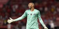 O goleiro titular do Gr&ecirc;mio, Weverton. Foto: Pedro H. Tesch/Getty Images