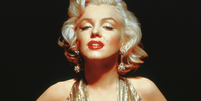 Muito além do loiro platinado: Marilyn Monroe faria 100 anos hoje e descobrimos com maquiadores os melhores segredos do batom vermelho perfeito.  Foto: Getty Images, Sunset Boulevard / Purepeople