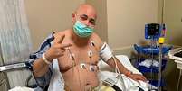 O comediante Abdias Melo no hospital, na Fl&oacute;rida: o exame de rotina impediu o pior &agrave; sa&uacute;de  Foto: Reprodu&ccedil;&atilde;o