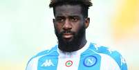 Tiemoue' Bakayoko, livre, &eacute; alvo do Corinthians Foto: Alessandro Sabattini/Getty Images / Esporte News Mundo