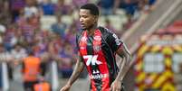Cac&aacute; chegou ao Vit&oacute;ria nesta temporada - Foto: Victor Ferreira/EC Vit&oacute;ria / Jogada10