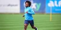 Willian recebe sondagens da MLS e Emirados &Aacute;rabes - Foto: Lucas Uebel/Gr&ecirc;mio FBPA / Jogada10