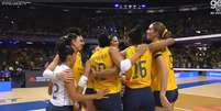 Sele&ccedil;&atilde;o feminina vence joga&ccedil;o de cinco sets e encerra invencibilidade de 39 partidas da It&aacute;lia. Foto: Reprodu&ccedil;&atilde;o/getv / Estad&atilde;o