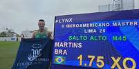 Anderson Fell venceu a prova de salto em altura no Ibero-Americano de Atletismo em Lima, no Peru  Foto: Arquivo Pessoal
