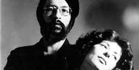 Paulo Leminski e Alice Ruiz, em foto dos anos 1970 Foto: Editora Veneta/Divulga&ccedil;&atilde;o / BBC News Brasil