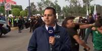 Mexicanos trocam socos atr&aacute;s de rep&oacute;rter ao vivo e transmiss&atilde;o &eacute; interrompida  Foto: Reprodu&ccedil;&atilde;o