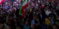 Ap&oacute;s problemas diplom&aacute;tcos, iranianos est&atilde;o divididos a respeito da participa&ccedil;&atilde;o do pa&iacute;s na Copa do Mundo - Foto: reprodu&ccedil;&atilde;o de video / Jogada10
