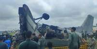 A aeronave envolvida no acidente &eacute; um Antonov AN-32, de fabrica&ccedil;&atilde;o russa.  Foto: Reprodu&ccedil;&atilde;o/X/@timesofindia / Estad&atilde;o