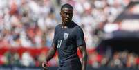 Timothy Weah durante amistoso entre Estados Unidos e Alemanha; atacante &eacute; filho de George Weah, ex-melhor jogador do mundo e ex-presidente da Lib&eacute;ria.  Foto: Michael Miller/ISI Photos/ISI Photos via Getty Images
