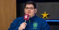 O nome da Copa: Casimiro Miguel ofusca a Globo com seu jeito descontra&iacute;do de transmitir futebol Foto: Reprodu&ccedil;&atilde;o