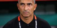 Sabri Lamouchi deixa a função após cinco partidas. Neste curto retrospecto, ele obteve somente uma vitória, um empate e acumulou três derrotas  Foto: Luke Hales/Getty Images