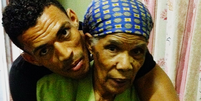 Vozinha e a av&oacute; Maria Senhorinha dos Santos, que j&aacute; faleceu, segundo relato do pr&oacute;prio atleta  Foto: Reprodu&ccedil;&atilde;o/Instagram:@vozinha1