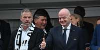 Presidente da FIFA, Gianni Infantino, em um camarote durante a partida entre Ir&atilde; e Nova Zel&acirc;ndia, no Est&aacute;dio de Los Angeles, na Copa  Foto: Shaun Clark/ISI Photos/ISI Photos via Getty Images