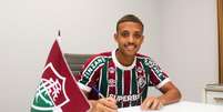 Felipe Melo e o filho, Davi Melo - Foto: Marina Garcia/Fluminense / Jogada10